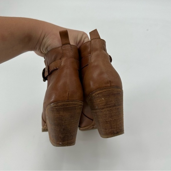 Rachel Comey Hitch Whiskey Leather Ankle Bootie Size 7 - Picture 8 of 10